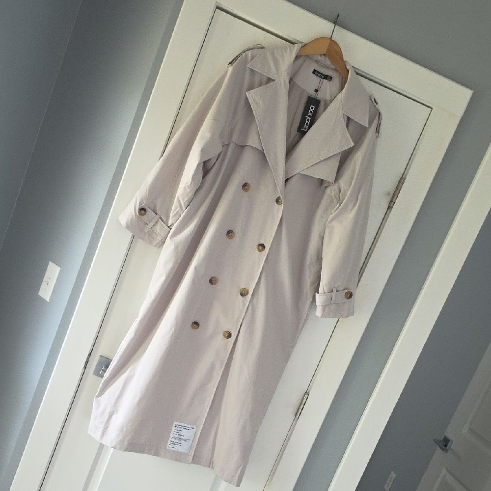 NWT...Boohoo Light Tan Trench Coat!